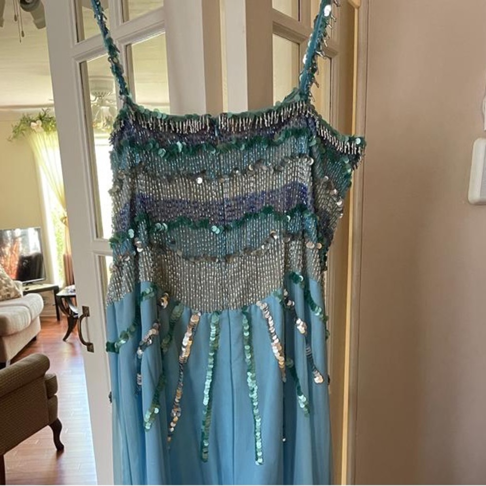Ladies sequins party dress